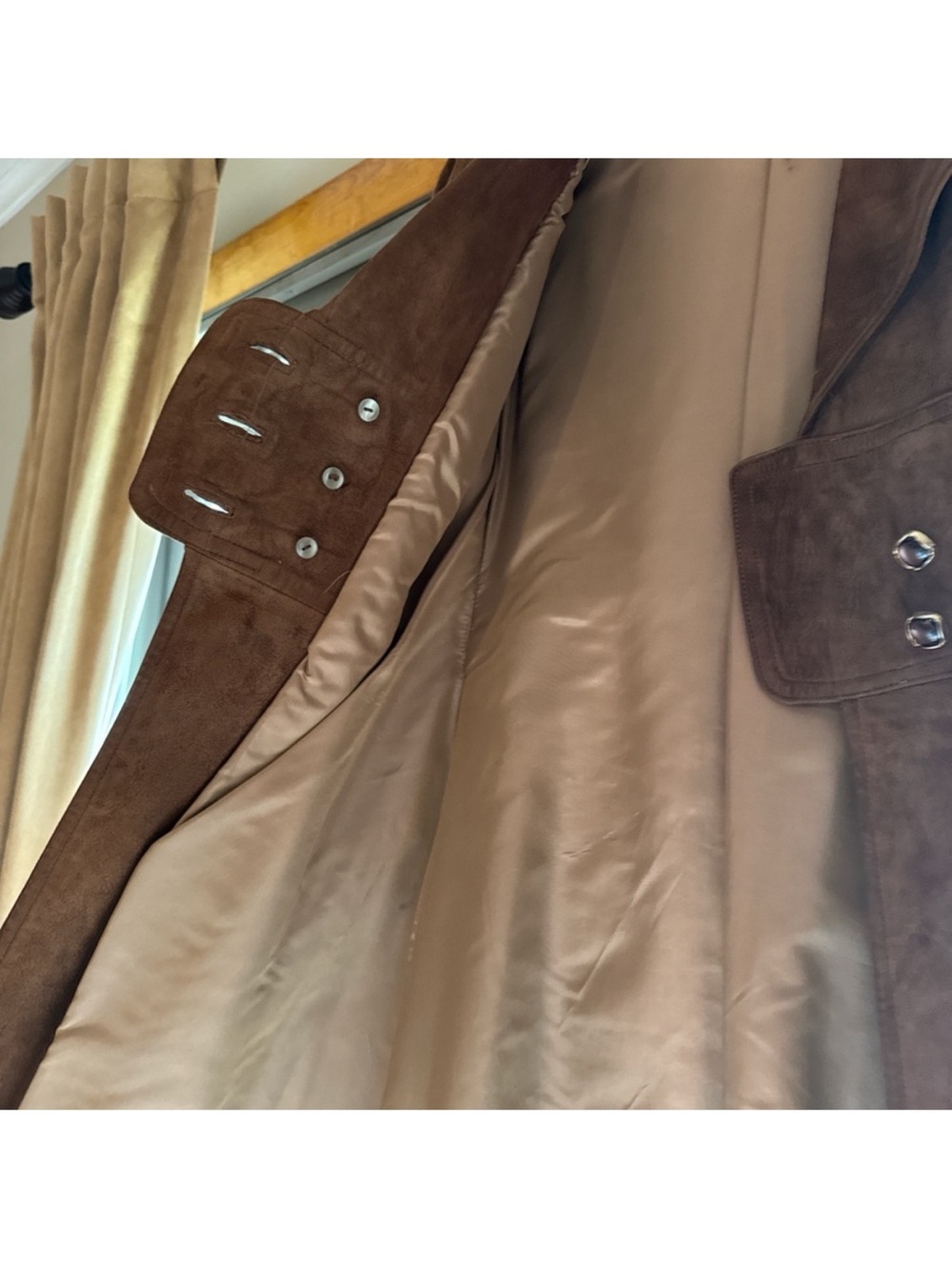 Vintage Suede Trenchcoat - Picture 3 of 8